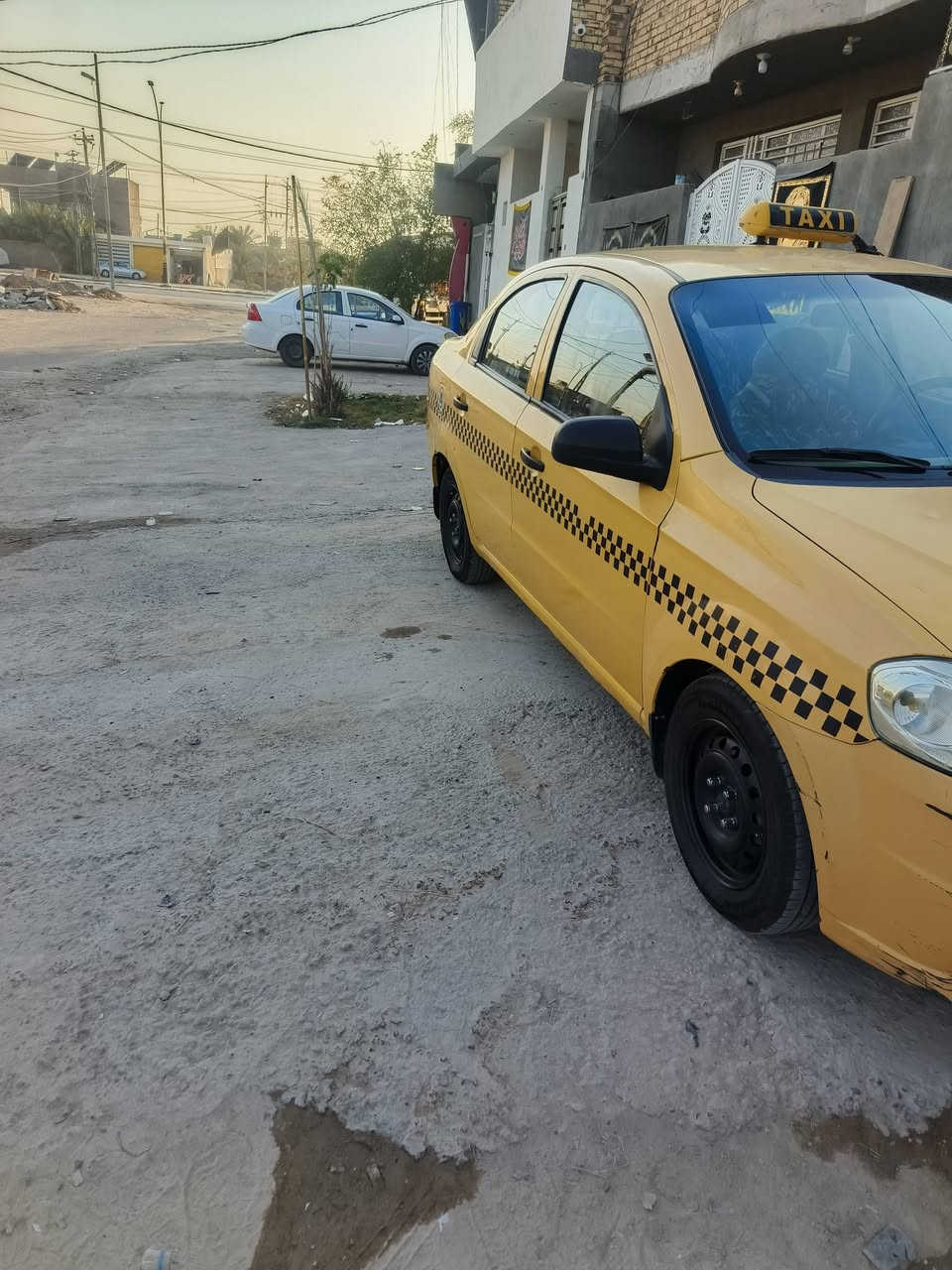 السلام عليكم
للبيع افيو مديل 11 رقم بغداد بسمي مداور ثاني يوم مصفره  رقم جديد مكينه جديده حداديه جديده مكفوله ماعده باب السدر ودور الجاملغات السعر 45 مكان النجف ***********
