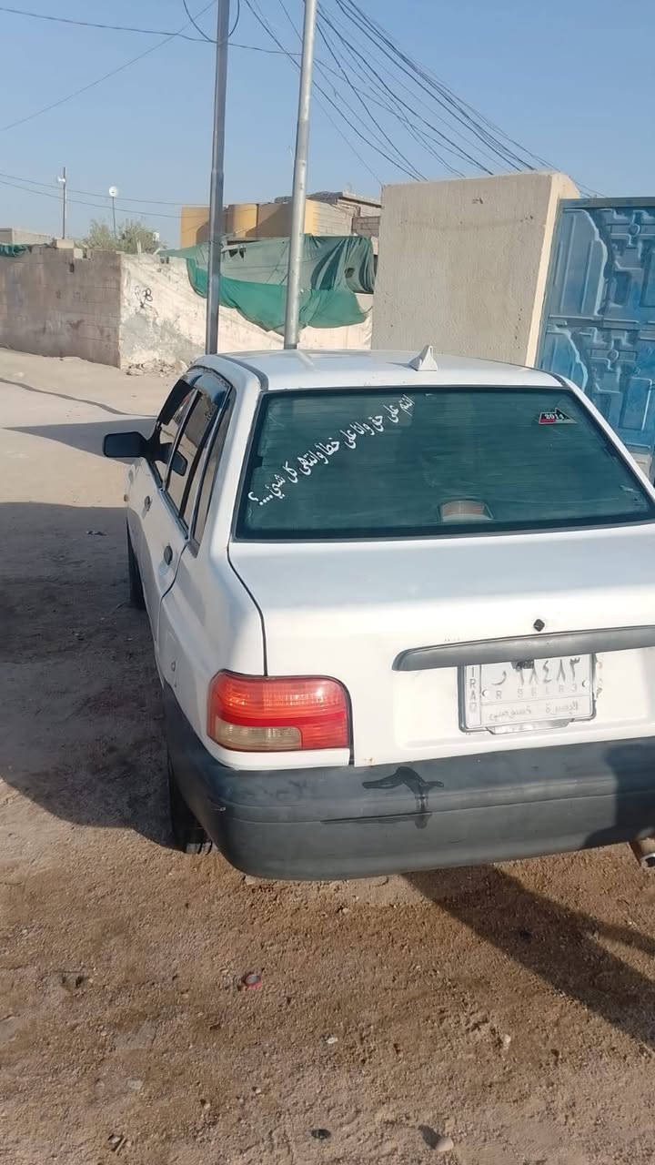 سلام وعليكم مديل14 راعيه بل بصره كير يفلت الرابع محرك حلو تبريد دخم تاير توه شاده سيارحلوه مال واحد يعيش بيه مكانه الزبير متواجد وتساب ***********سعر 27بيه مجال قليل
