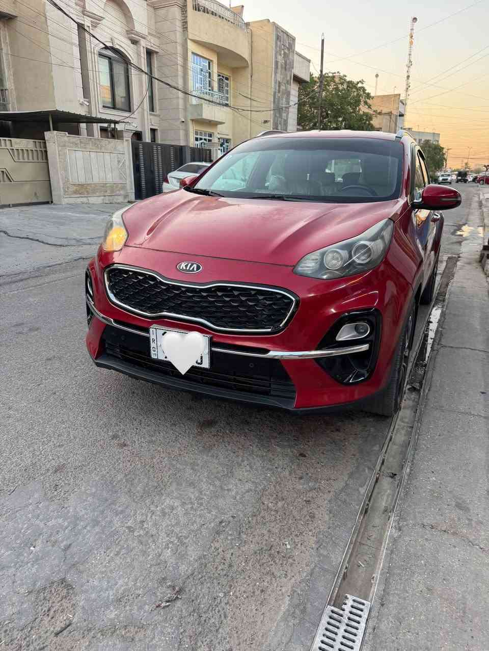 السلام عليكم
كيا سبورتج 
خليجي 
موديل 2020
مري شفط
لد نهاري ليلي
قطعتين تبريد 
شاشة car play
مانع انزلاق
صار بيها شوية صبغ اثر جراد
شوية بلبنيد وشوية بلجاملغ عكس السايق 
محرك 2000دوش المرغوب
مكاني بغداد حي الاعلام 
سعرها 170 وبيها مجال للشراي 

للاتصال : ‭***********‬
***********
