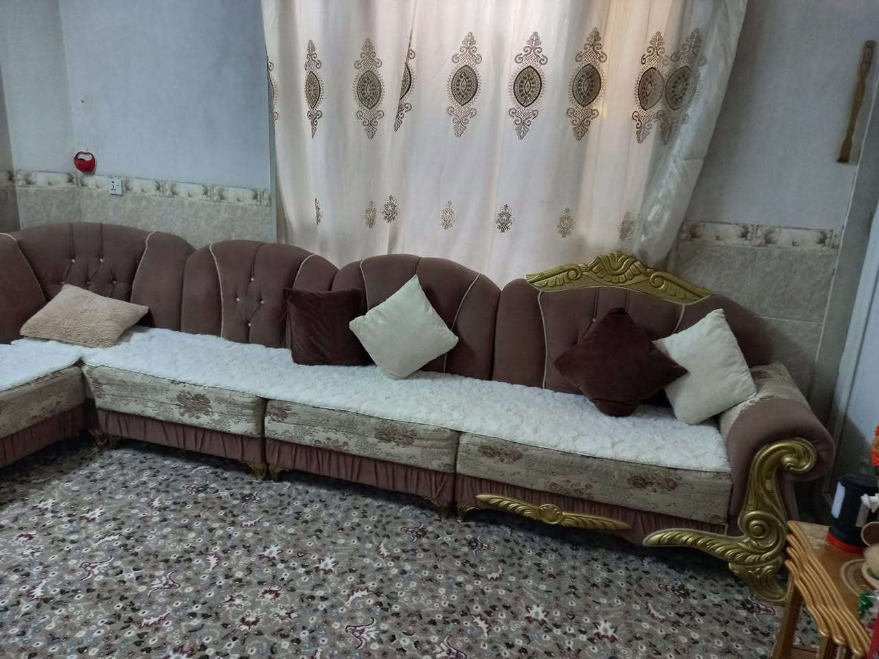 قنفات للبيع سعر 300 رقم تليفون 📞 *********** عنوان دارتو أربيل, العراق
