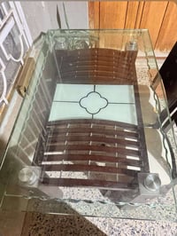 طاولة • للبيع