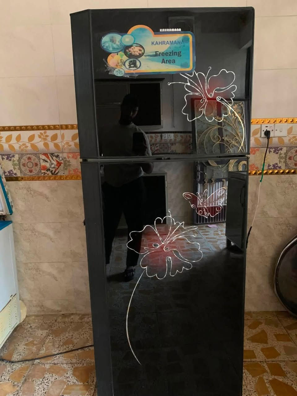 ثلاجة للبيع فقط الفريز شغال سعره110
الاتصال على هذا الرقم ***********
عنوان بغداد حسينية الراشدية

