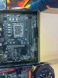 مجموعه قطع حاسبه ينباعن فحم RX 580 8G بي مشكله يطلع خطوط هاردات عدد 4 ...