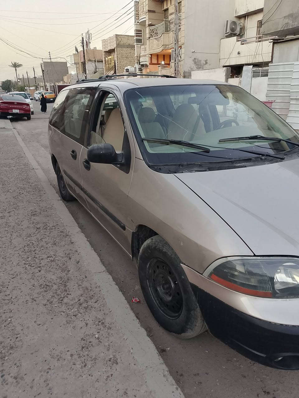 سلام عليكم فورد وندستار 2002جاهزه نقص بس كمبريسر تبريد وعمبار خلفي مكينه كير افلون 300 رقم بغداد نكليزي تحويل ثاني يوم مكانه بغداد الاتصال ***********@
