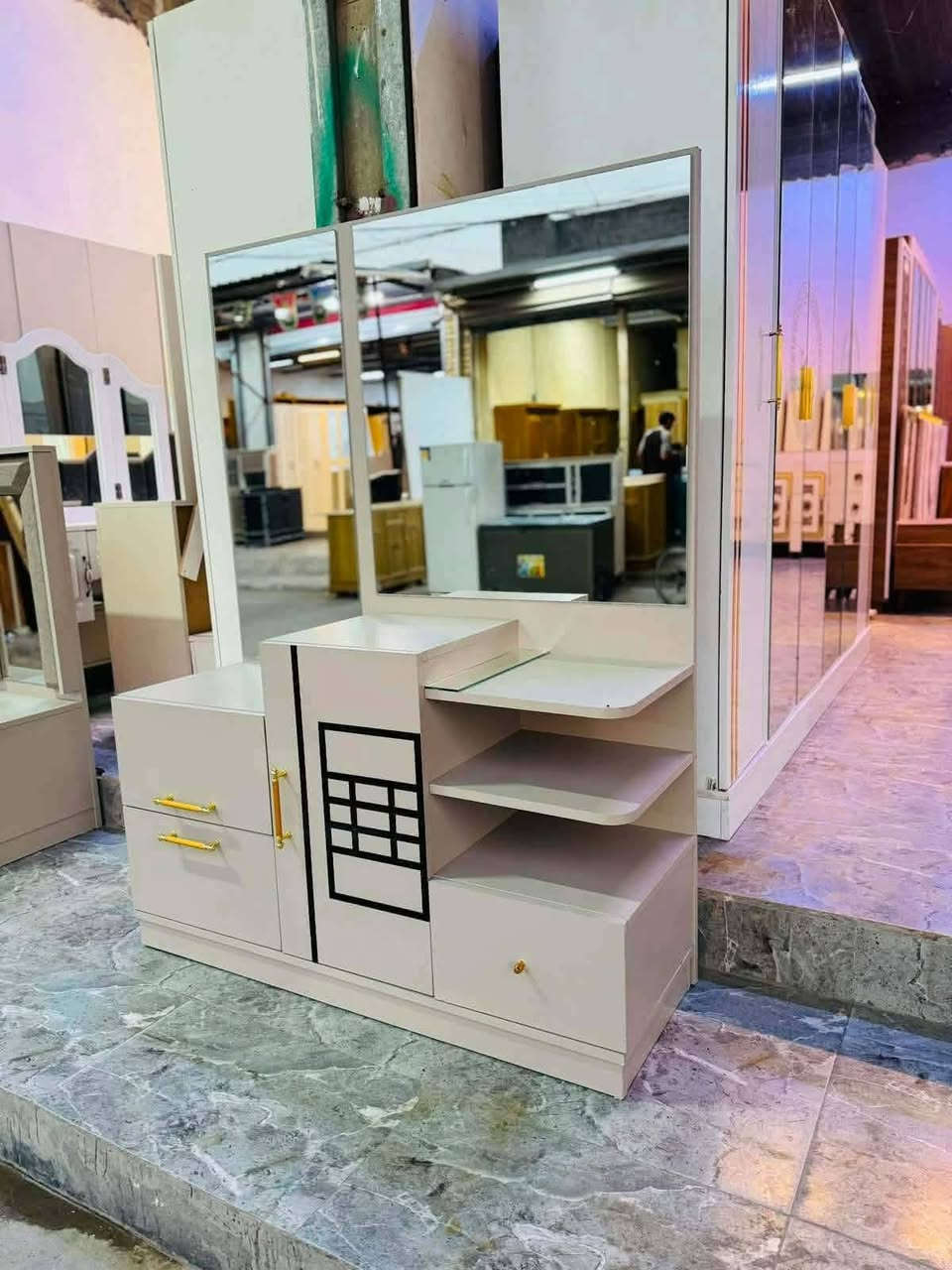 الحجز وتساب ***********
