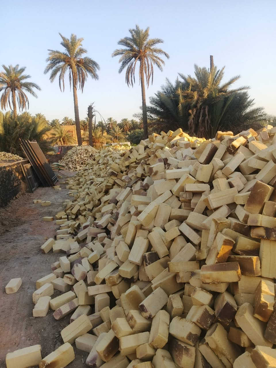 يوجد لدينا انواع الطابوك وانسب الاسعار  واصل🔥🔥
مجمع الشوملي طابوك فول المواصفات 

 طابوكه درجة اؤلى لون وقوه وقالب جبير 

مكفوله شرط المگلاب الاتصال على الرقم

📞***********📞
