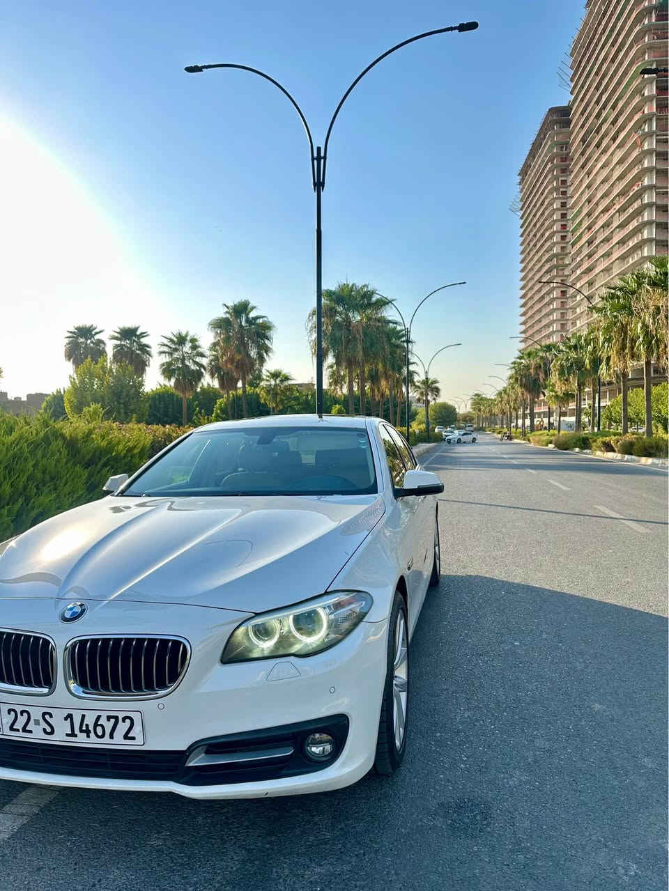 ‏‎سلام عليك BMW 2014 وارد خليجي صفر شركة العروش (BMW)اربيل
‏‎بدون صبغ   كلها بلاد شركه محرك 528 
‏‎ماشية فقط ٩٧ الف كيلومتر
مواصفات
‏‎-بصمه
‏‎-سلايت /لايتات متحرك و ليد امامي و خلفي ،ادبتف / مرايه داخليه +الجانبيه  شفط / شفتات ستيرن +تحكمات ستيرن داخل بيجي اوتو هولد
‏‎٥ بردات بلاديه و برده متحكم كهربائي 
‏‎حساسات اماميه و خلفيه و كامره و باركينك  و ٤ وضعيه قياده
‏Eco pro / اقتصاديه جداً
‏comfort / Sport / Sport +
‏‎اناره ترحيب خارجيه و عليها شاشه لمس اصليه BMW  و بعد بيها مواصفات 
‏‎سياره رقم اربيل ب اسمي  هزه و فحص و سنوية جداً   
‏‎حداديه 100% سيرفس كامل مسوي 
‏‎سياره ب اسمي  رقم و هزه كلها جديد تحويل ثاني يوم
*********** أربيل, العراق
