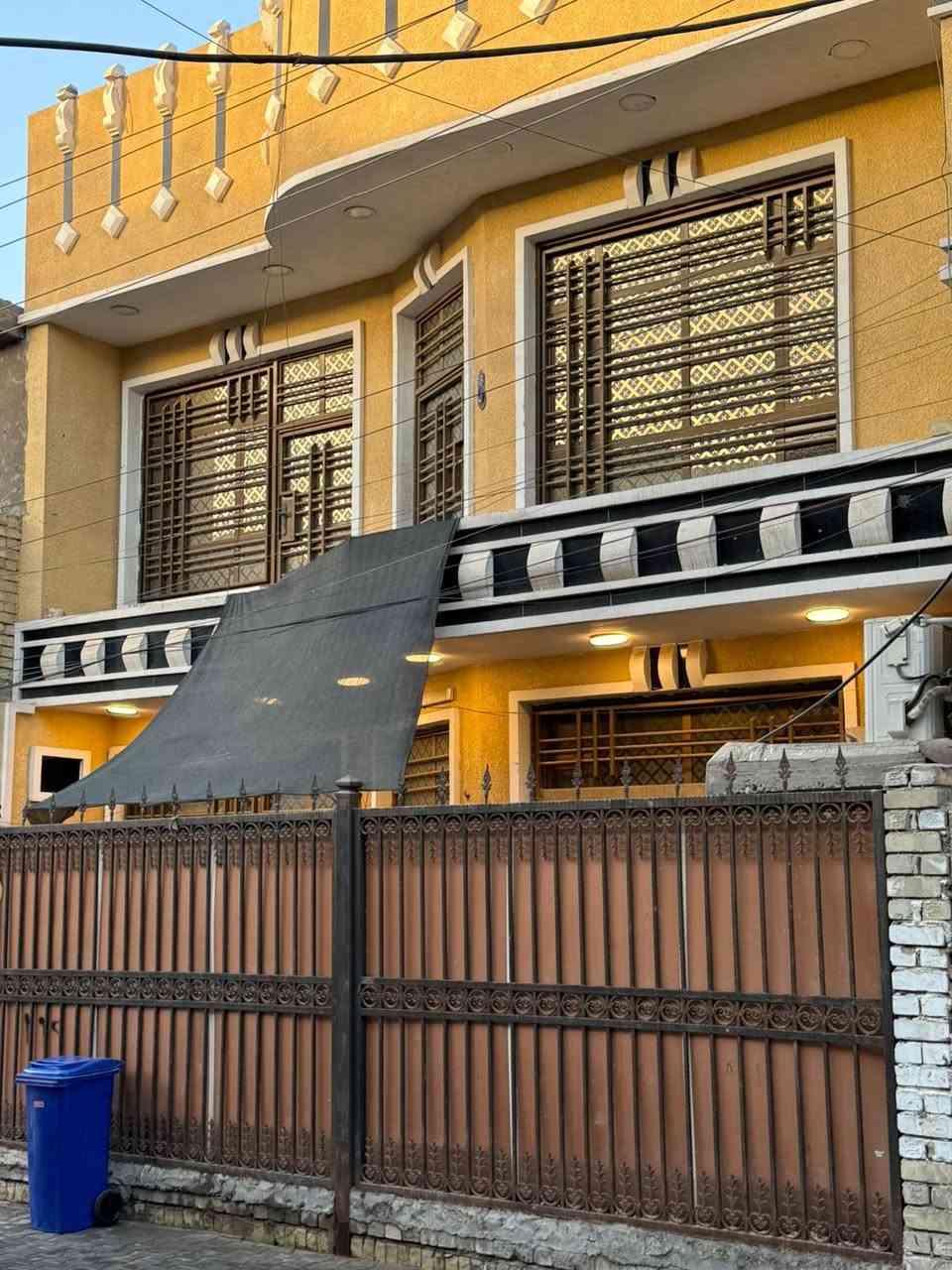 سلام عليكم 
بيت للبيع طابو زراعي قرار 117
مساحه 100 متر مربع 10×10
البيت بل زعفرانية السده بستان علاي 
سعر على الخاص 
هاذ رقم تلفوني ***********
