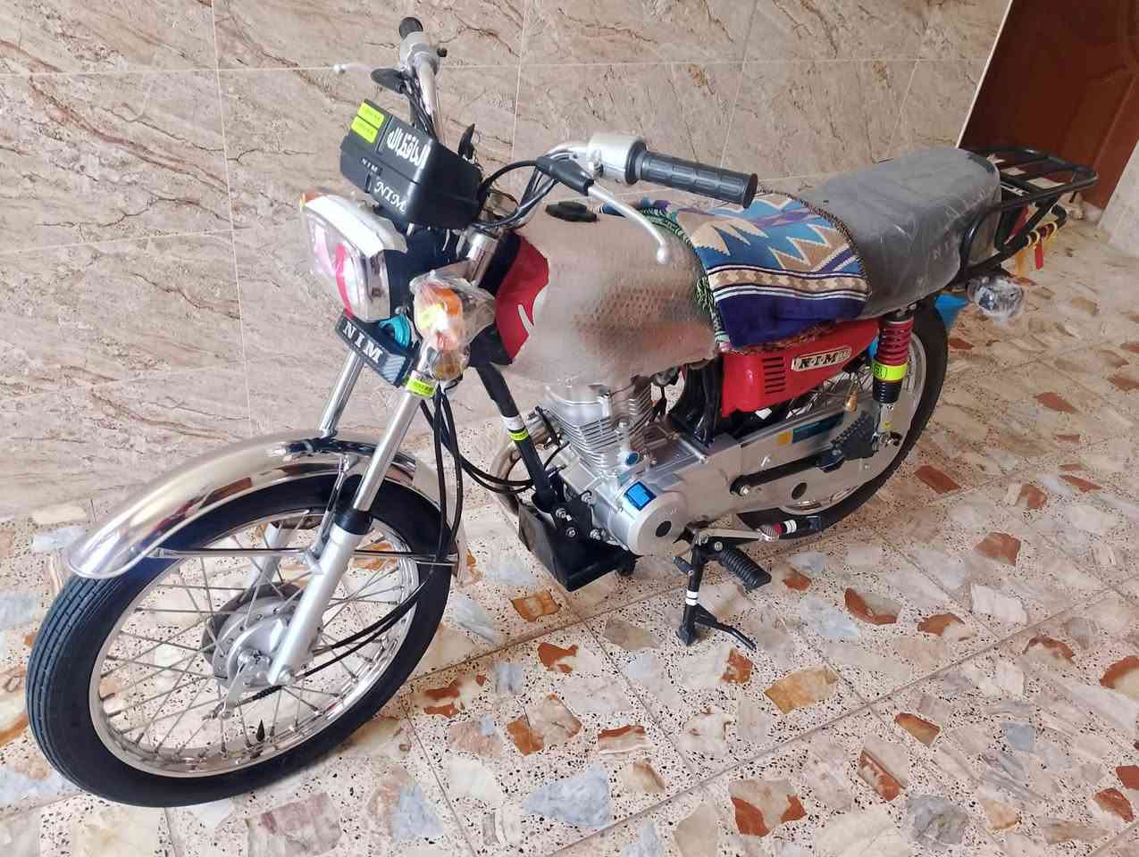 سلام عليكم دراجه شلامجه مديل ٢٦ نضافه فول اوراق بسمي السعر مليون 150 وبيه مجال مكاني كربلاء طوريج رقم ***********
