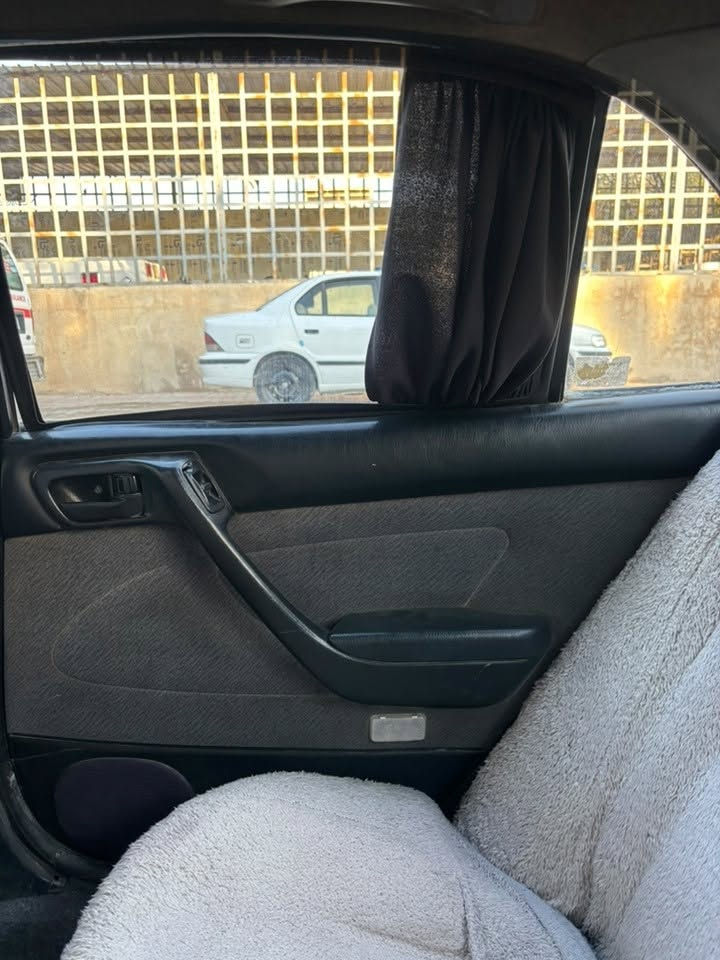 السلام عليكم كورونا مديل 92 للبيع 
رقم جديد كير + مكينة جديدة
سنوية لل27 
 حدادية جديدة عدى التبريد غير شغال مكان السيارة نجف_ كوفة
سعره 45 وبية مجال 
هاتف ☎️ : ***********
