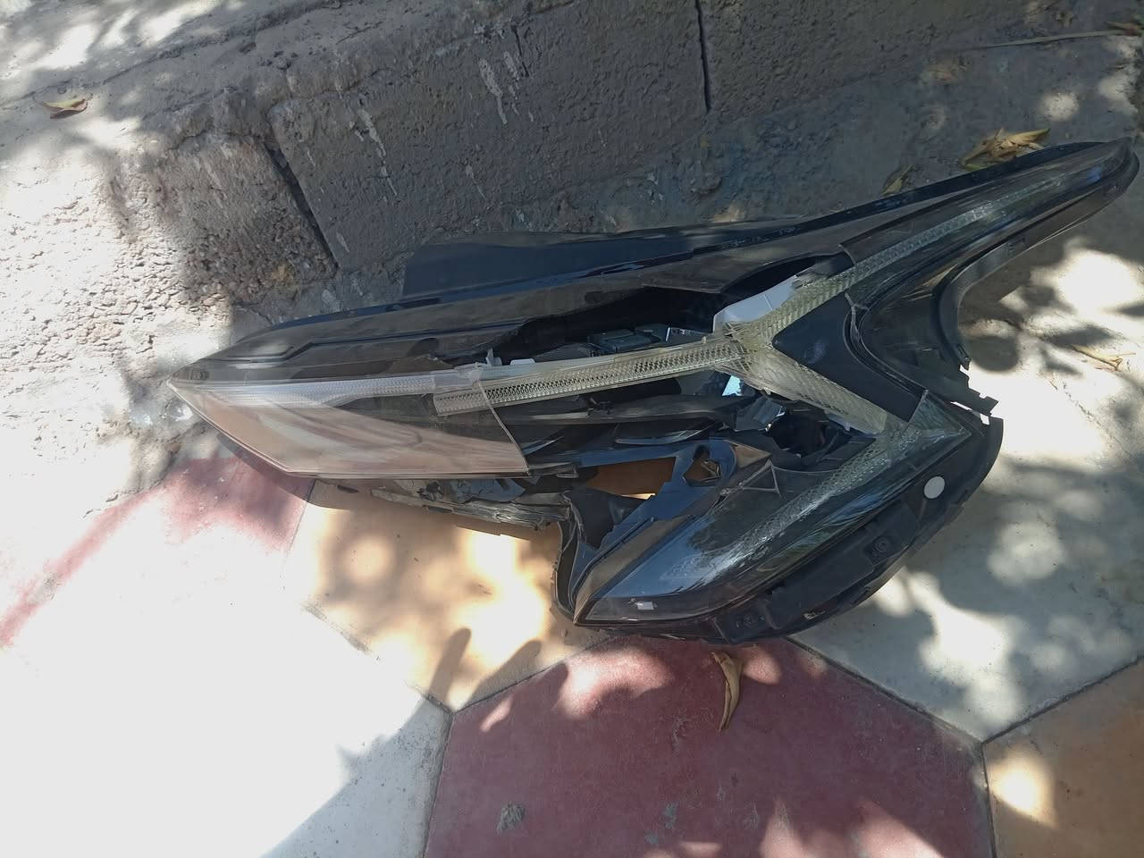 سلام عليكم لايت كي فايف ٢٥ جه السيره لد اصفر بلادي بس مكسور ابيع هل موجود ب٢٠٠ شرط السياره زيرو وما مشتغل كربلاء طوريج ***********
