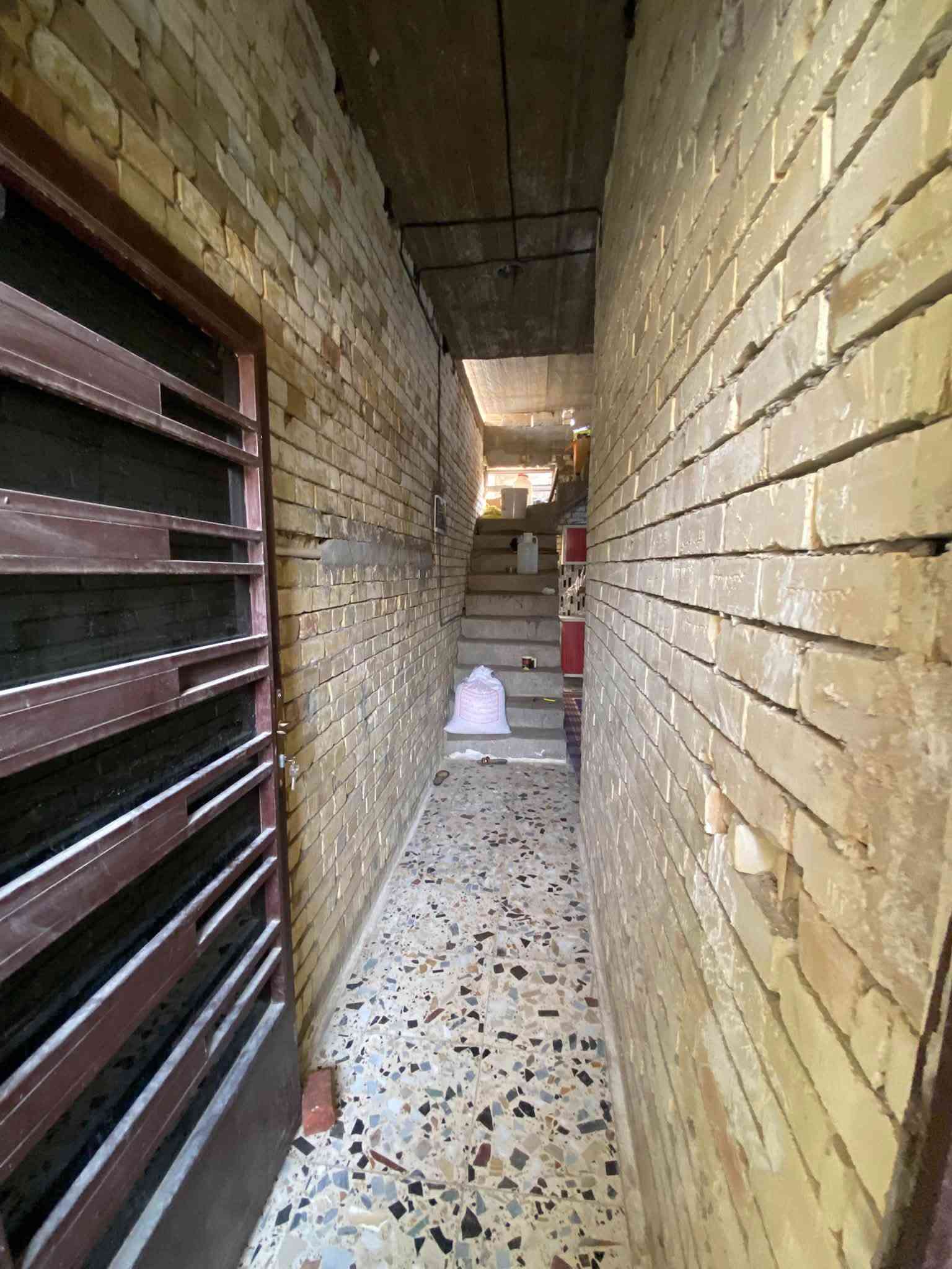 بيت • بناء جديد • ١٠٠م