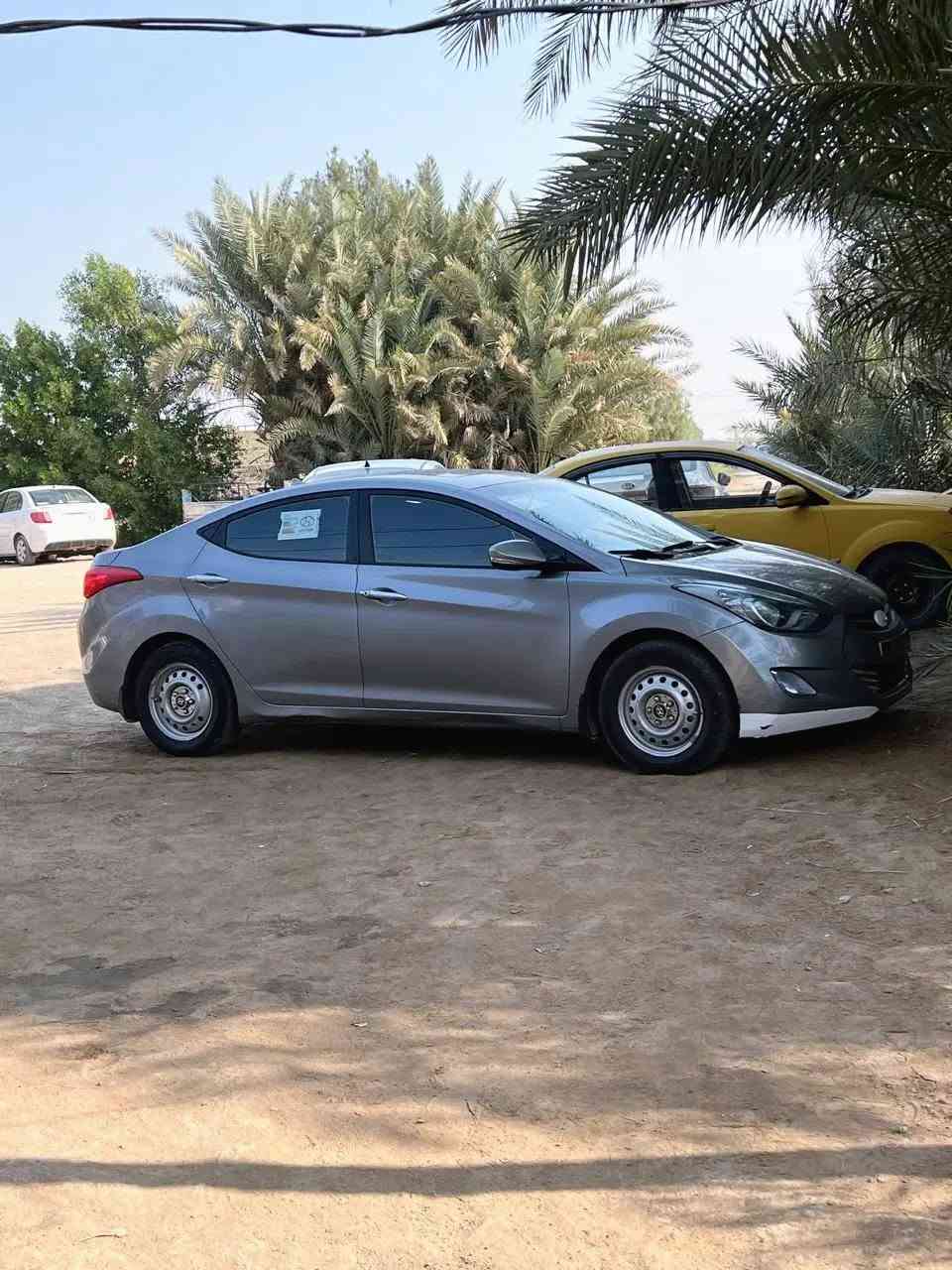 يد سلام عليكم النترا البيع خليجي 13 محرك 2000 دوش ستوني شاده سياره خير من الله منضومه تبريد جديده تخم تاير باتري كله جديد فول عده البصمه ***********

نص مكتوب في الصور:
- 16 LTE VoLTE LTE VoLTE ٦:٣٨ م المهملات تعديل تلقائي مشاركة