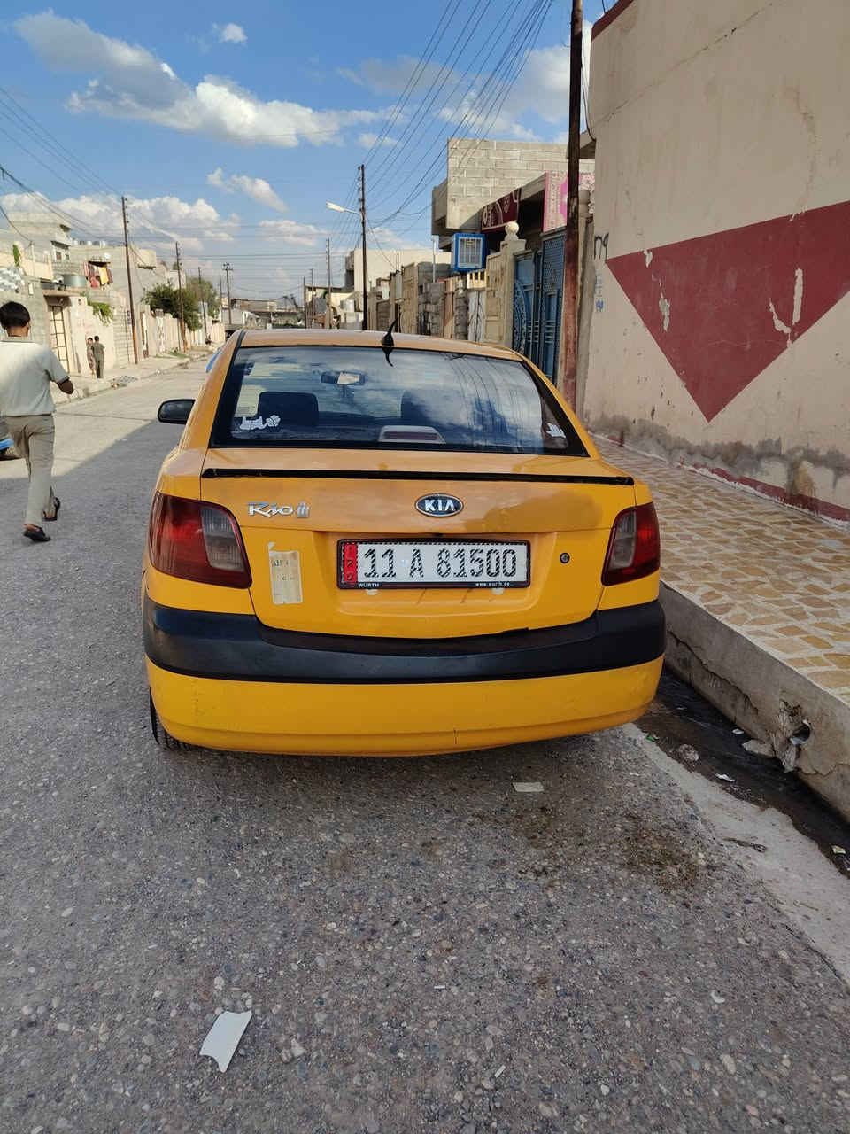 كيا ريو موديل 2009
بدون ضرر تلقيطات مال تكسي فقط كير محرك شرط 
هيئه غرامات صفر سنويه 2031

طخم جديد سياره ما عوزها دنار شغل واطلع توماتيك فول تبريد ثلج رقم تلفون ***********
السعر 87 بيها مجال
