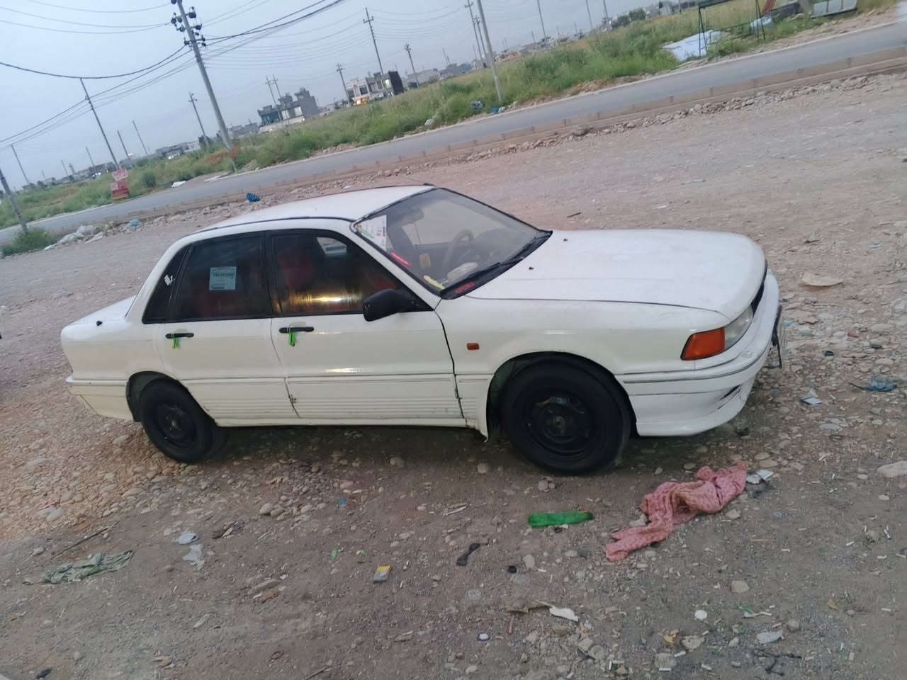سەلامو عەلیک ئەم سەیارە بۆ فرۆشتن مۆدێلی 1991مەکینە گەورەژهماره***********
