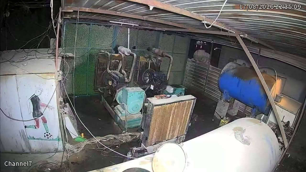 موقع للبيع في الكمالية المعوقين، الحمل 750  قابل للزيادة، المكاين 2 شتاير 24، الحصة 250 كيفي، كل الحمل بالموقع بدون كابينات، الگاع إيجار، والموقع ركن
***********
