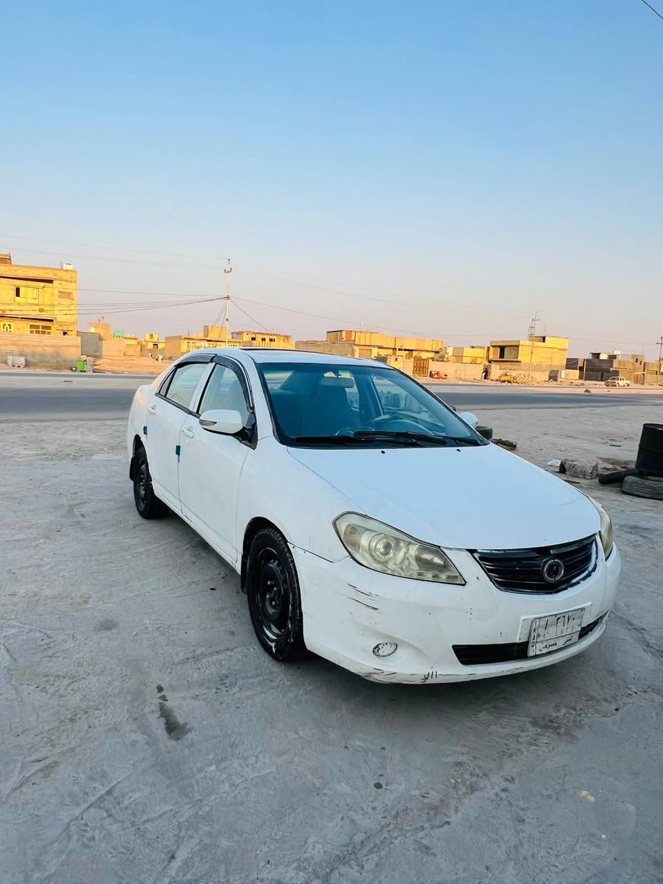 للبيع BYD موديل 2013 فول مواصفات، فتحة سقف، كاميرا، كشنات جلد، تحكم بالستيرن، بصمه ، السيارة بحالة ممتازة ومحركها نظيف جداً. السيارة جاهزة للاستخدام ولا تحتاج أي صرف.وشكلها حلو ومرتب 

السعر: 32 ورقه (قابل للتفاوض بالمعقول).

للاستفسار والتواصل:
***********
