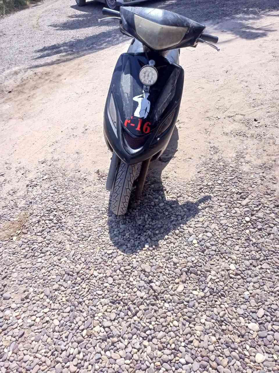 ماكس 140للبيع ب300وبيهه مجال كفراتها موجوده بس تشدهن
