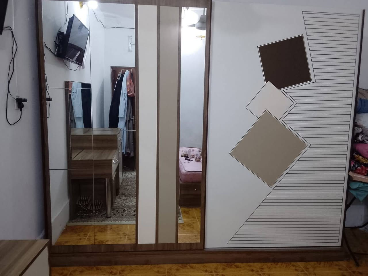 غرفة نوم تركية • نضيفه • درجة أولى