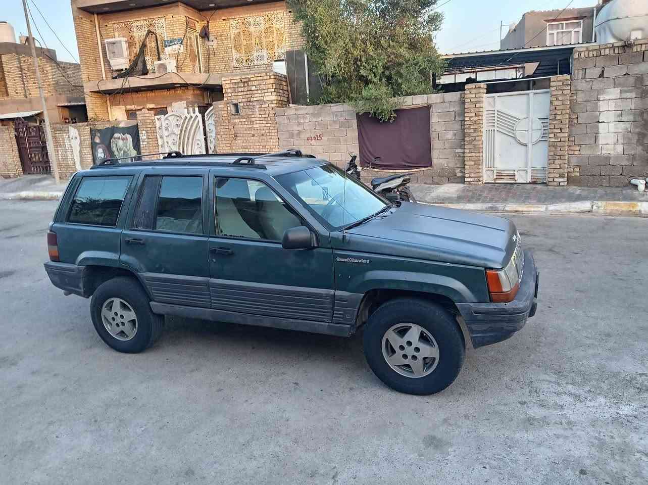 السلام عليكم جيب موديل 94 رقم بغداد مشروع وطني تحويل ثاني يوم سياره محوره كير ومكينه ففتي ومحرك وكير وحداديه جاهزه السياره من الضربه كهربائيات مكفوله من الضربه والعيب الشرعي سياره بلاديه السعر 34 المكان واسط قضاء الحي الرقم ***********
