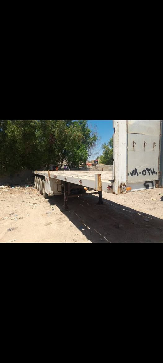 للبيع
عربانه اوربيه ١٢ ونص شاصي ١٦ 
٣ مناكير سبرنك واحد رفاع

مطبخ وثلاجه وتانكي وتايرات 

السعر ٤٢

الرقم ***********

