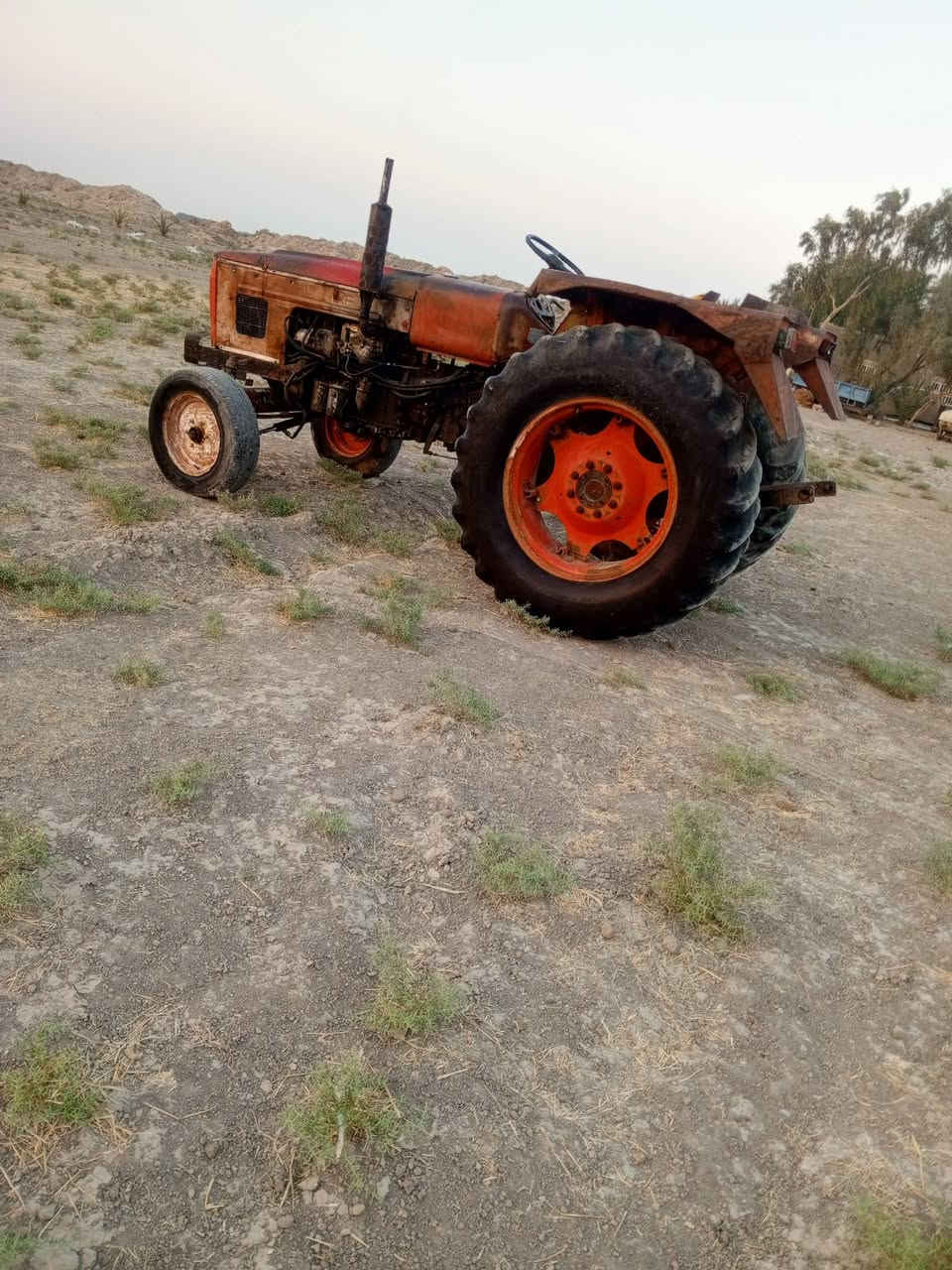 عنتر للبيع85مكفوله كفالة محرك بم جديد كير اكسن جهاز رفع مكفولات مال جناي باور ستيرن اتصل عل راعيه***********او***********

