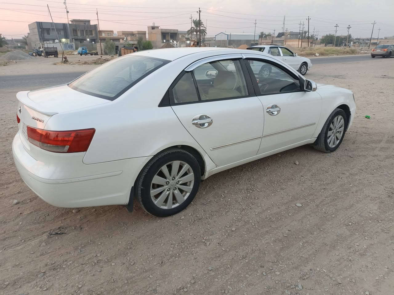 سلام عليكم سوناته 2009 رقم بغداد تحويل ثاني يوم سنويه لل28 تخم تاير جديد صدر جديد كهربائيات كلها شغاله محرك مكفولات كير جديد بيها اربع قطع صبغ فقط رش بدون معجون محرك اربعه خليجي السعر 95 اتصل ودلل *********** مكان السياره ديالى دلي عباس

