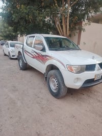ميتسوبيشي ل200 • ٢٠٠٨ • كالار