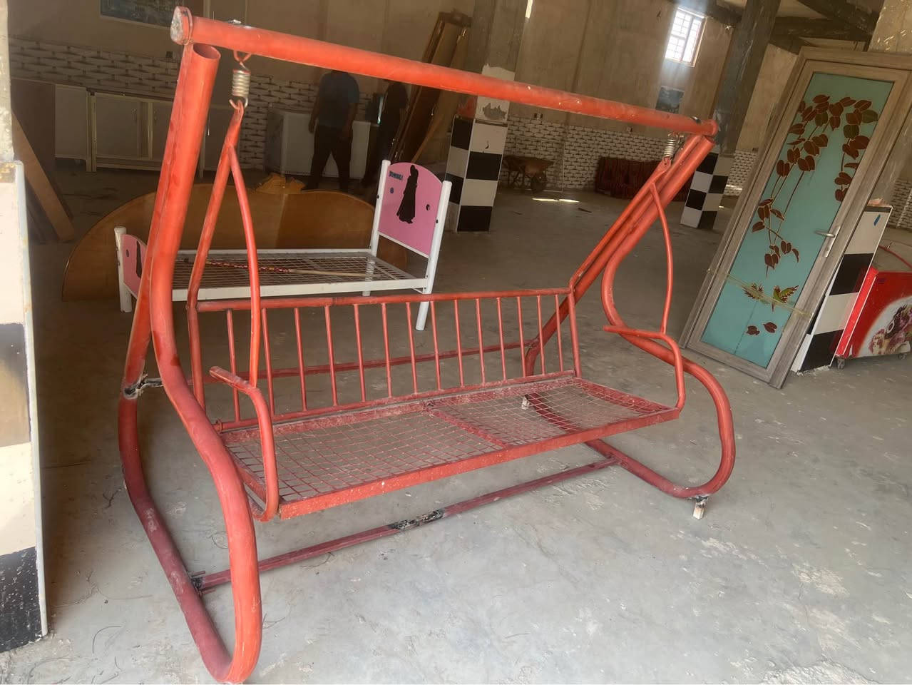 1.كنتور ست ابواب ملحق صاج داخل وخارج 
2.كنتور ثلاث ابواب صاج داخل وخارج عدد2
3.كنتور بابين صاج داخل وخارج عدد2
4.كاونتر مع طباخ وساحبه مرمر 
5.كاونتر ثلاث قطع 
6.جربايه نفر تركي 
7.جلسه عربيه 
8.طباخات مصري 
9.مرجوحه
المكان بابل قضاء المحاويل مقابل معسكر المحاويل البوابة الشمالية بتجاه بغداد 
يوجد لدينا خدمة توصيل 
للاستفسار الاتصال على الرقم التالي *********** او التواصل عبر الواتساب برقم الاسيا حلة, بابل
