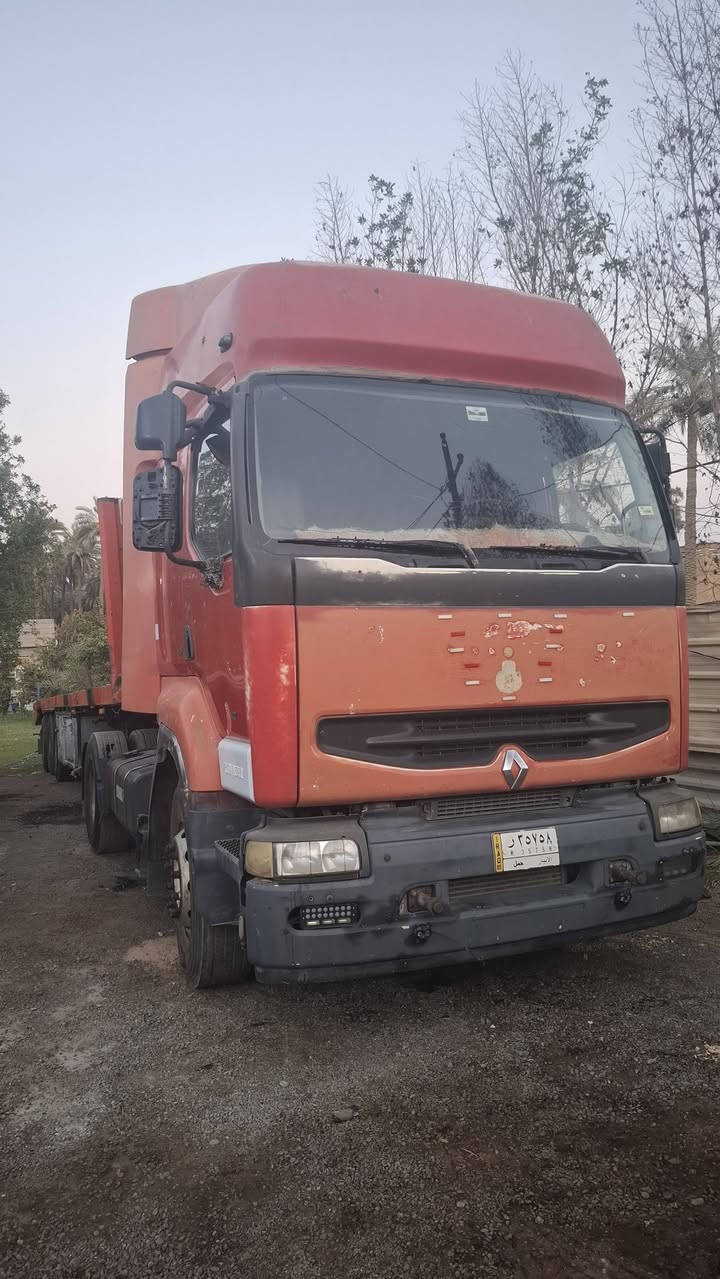 السلام عليكم رينو للبيع موديل 2000 بم ونوزل بلادي رقم انبار باسمي تحويل ثاني يوم مسجلة شاحنه راس فقط العربانه غير مربوطه 
وعربانه اوربية ١٣.٦٠   شاصي مكفول دنكير مدور ثلاجة ومطبخ وصناديك جاهزه للعمل العنوان بغداد المحمودية للإستفسار والاتصال على الرقم  ***********
***********
