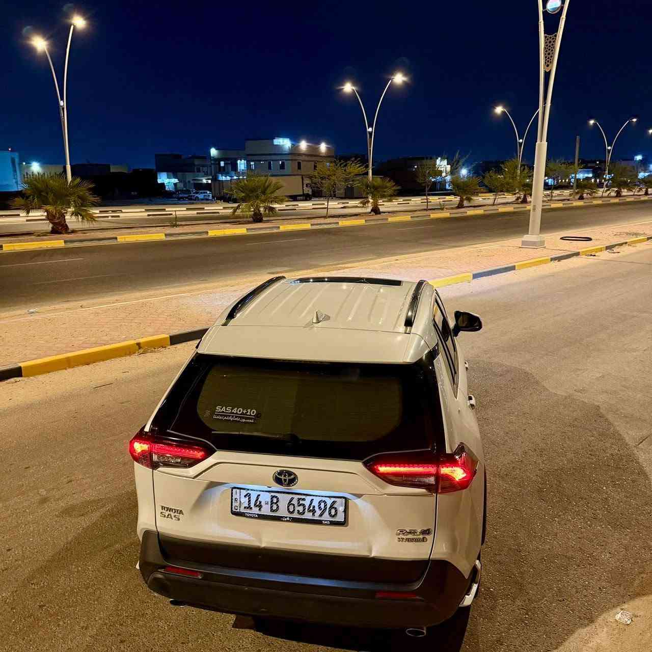 راف فور  2024 
خليجي شركة ساز فول مواصفات 
ضمان 
تبديل دهن  بطارية 15 سنة هايبرد
محرك 2500 سلايت بصمة فور ويل 5 ويل كب ميتاليك سبايدرات جانبية اصلي نيكلة ابواب اصلي لون الداخل بيجي تبريد قطعتين مري شفط 3 انظمة للقيادة والمثلث العدة الطفاية كتلوكات الشركة ماشية 32مكاني البصره / ابي الخصيب 
 
رقم راعيها
*********** البصرة, العراق
