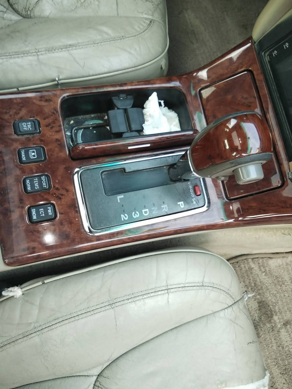 جديدة • فتحة سقف • تبريد خلفي