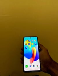 TECNO SPARK Go • ١٢٨/٦ • بطارية ٥٠٠٠
