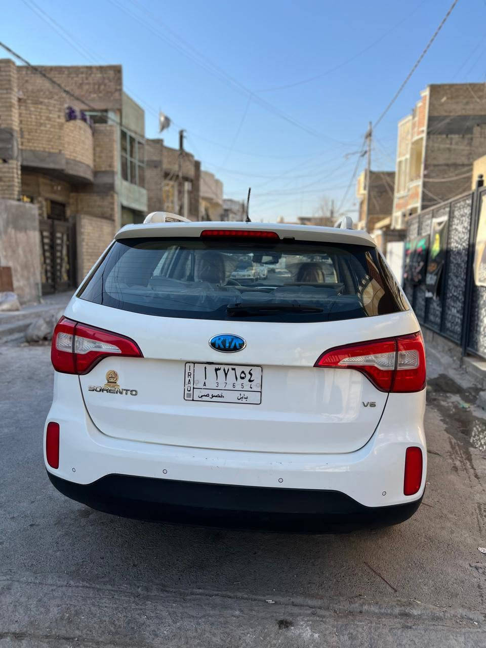 السلام عليكم سورنتو14 كويتيه فول عده فور ويل ماشيه 190 السياره خير من الله بكان السياره بغداد باسمي تحويل ثانيوم السعر 185وبيه مجال***********
