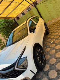 كيا سبورتج خليجية الطويلة ماشية ٢٤٠٠٠ الف  بحالة الوكالة رقم بغداد الم...