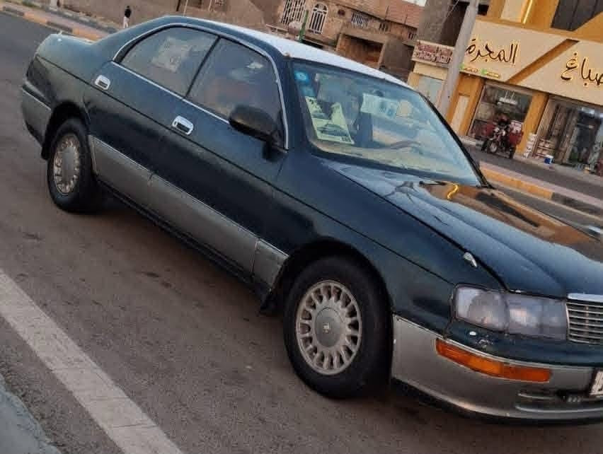 سلام عليكم للبيع كروان بطه مديل 1992 محرك كير جديد تبريد ثلج 🥶سنويه لل 27 رقم دولي عنواني  البصره الجبيله راعيه يمي بل معقل مكفوله كص ونقل وضربه سياره جاهزه من كلشي سعر 35 وبيها مجال رقمي ***********
