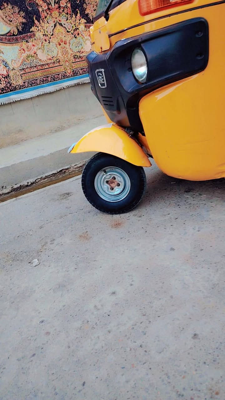 سلام عليكم تكتك البيع 20  مكينه خير من الله لا تبخير   السعر 6ونص /***********
0771476866
