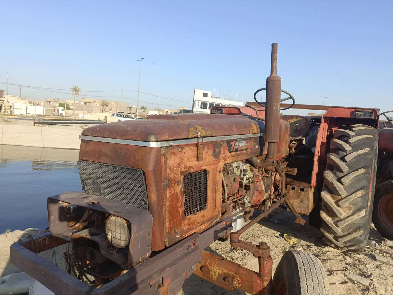 مكينه عنتر للبيع موديل ٨٢ رقم بابل بس بدون تحويل مكينه جاهزة السعر ٣٥٠٠ وبيها مجال عنوان كربلاء طويريج الحولي كنطرة العيوج ***********..***********

