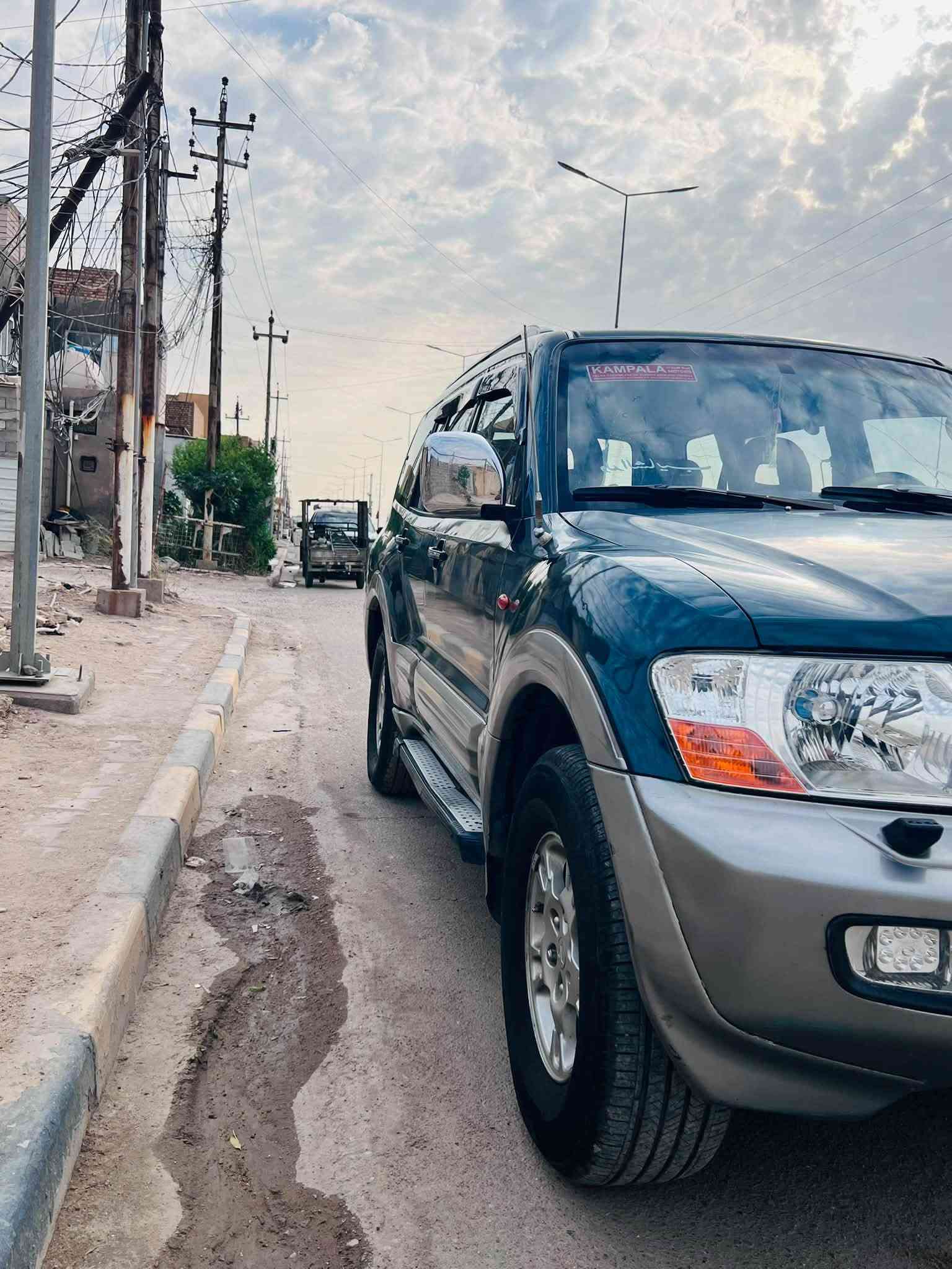 يالله السلام عليكم شباب نعيد النشر بسبب الوعود الكذابه سياره للبيع باجيرو موديل 2001السياره مال بيت الله شاهد مامتعوبه تبريد ثلج❄️الوايت زنون عالي وناصي بعدهن جدد تجي وتشوف  بعينك مكينه وكير بالباكيت مكينه ففتي بيه مكاان السياره ميسان الي يحب يتواصل علئ الرقم ***********
