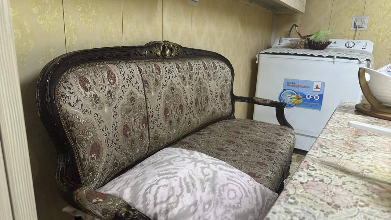 قنفات ثنين وطبلات ثنين مرمر ب١٥٠
