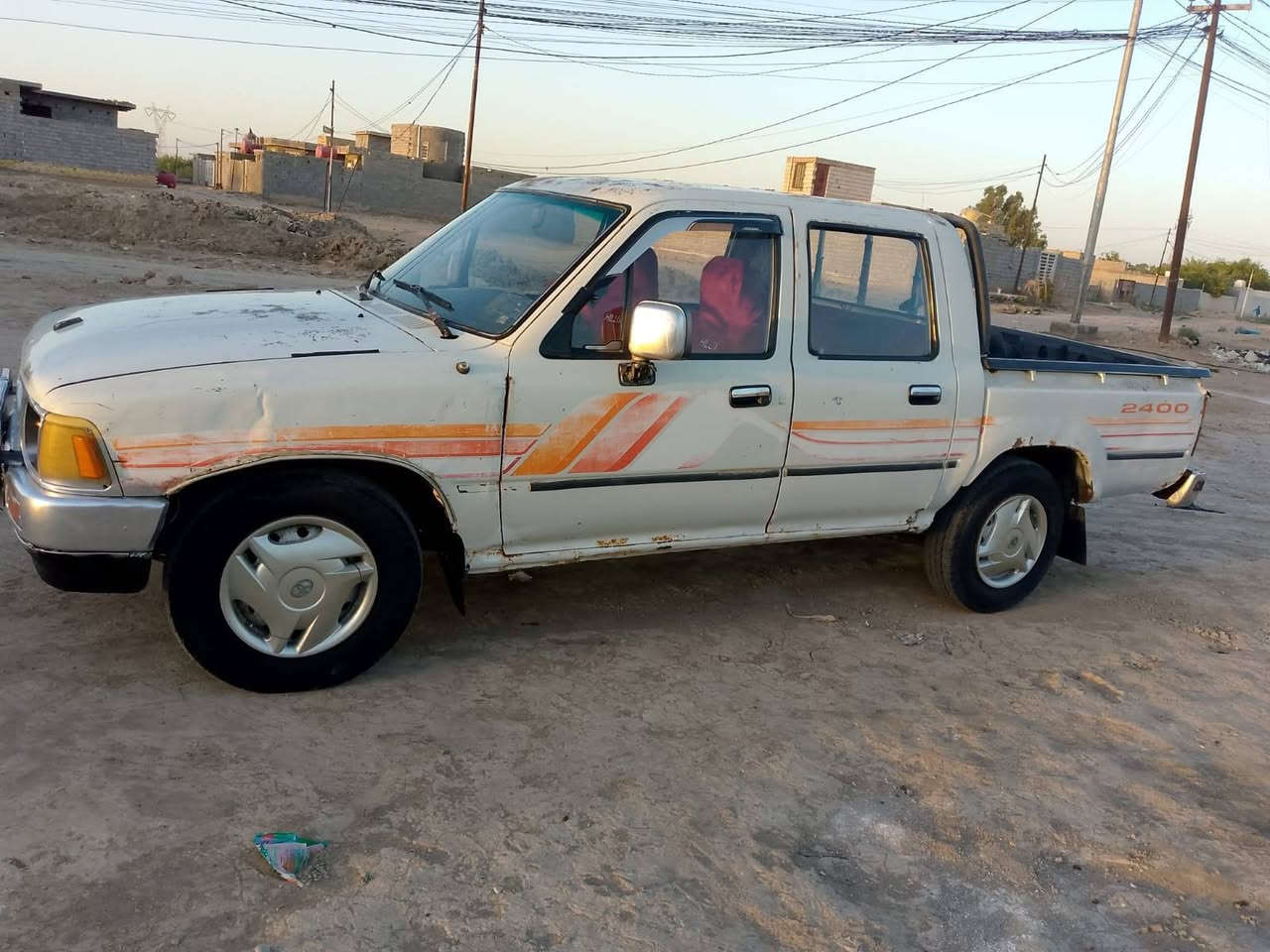 سلام عليكم بيكم للبيع موديل 93
سياره مكفوله من العيب الشرعي سياره بلاديه مكينه كروسيده دوشمه جديده حداديه جديده كهربائيات كله شغاله  السياره بسمي مداور ثاني يوم  المكان الشطره سعر 55وبيه مجال الاستفسار اكثر ***********
