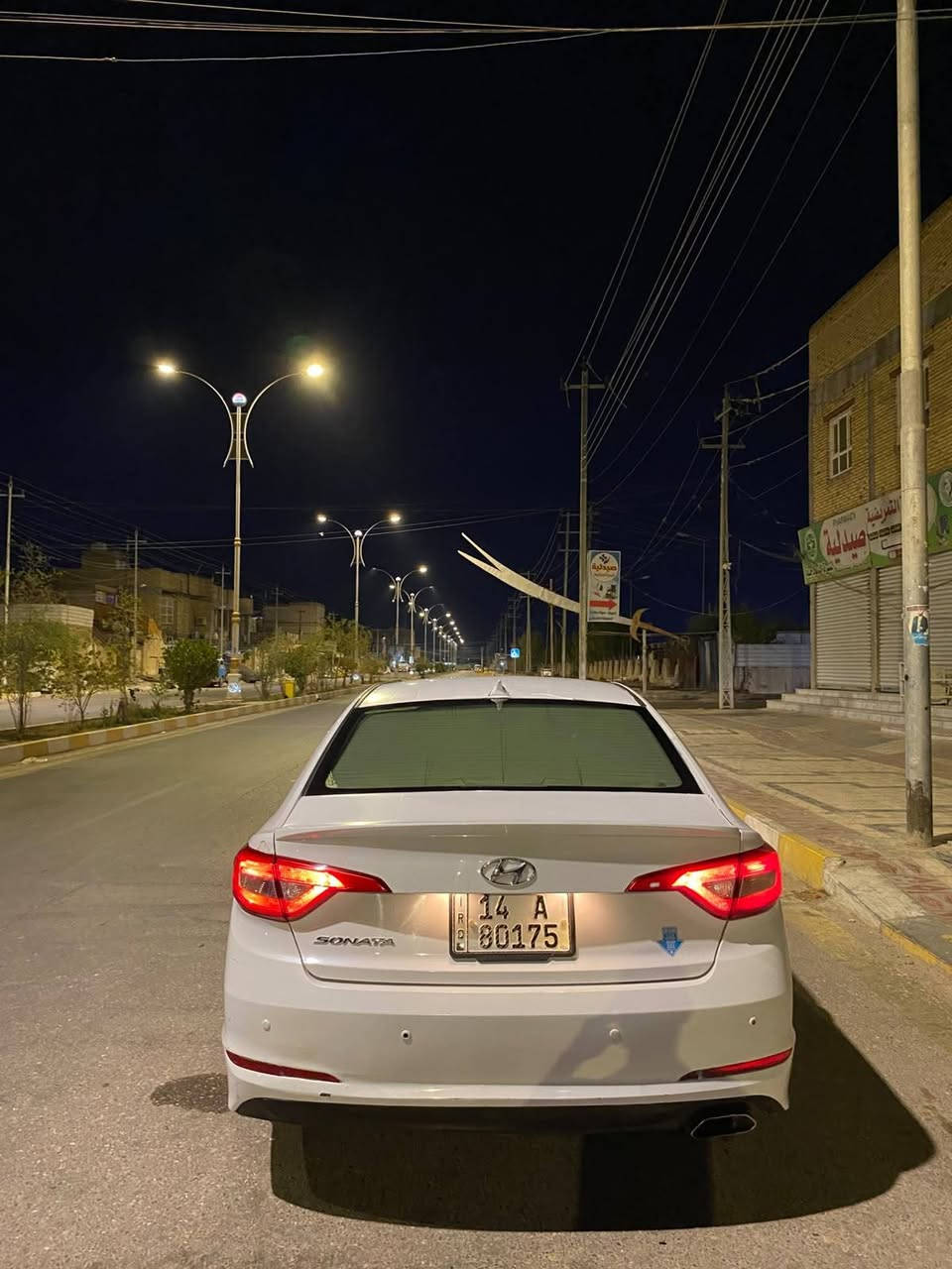 السلام عليكم
سوناتا موديل 2017 وارد امريكي 
تحويل ثاني يوم 
ضربتها خشم الجاملغ الايمر معمر فقط بدون تبديل 
وبنيد مبدل + تقشيرات بسيطه جداً بالقماره اضافةً الى الصندوق ايضاً 
علماً لايتات جدد + منظومة زنزن اصلي وكالة هيونداي
تخم تاير جديد تبريد ثلاجة
ادامة مكينه جديده توني مسويها علماً كل اربعة اشهر اقوم بعمل ادامه للمحرك 
حدادية خلفية وامامية 90% يعني كارتون 
شاشة كامرة كلها كامله سياره جاهزه  
العنوان الناصرية مركز اريدو 
السعر 105$ قابل للتفاوض 
*********** 
واهلاً وسهلاً
