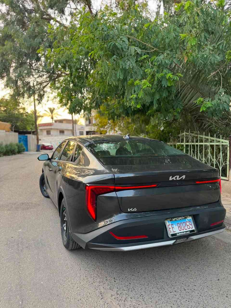 سلام عليكم
للبيع كيا k4  
2025
ماشيه 1 ميل يعني زيرو بدون ايرباك فقط جاملغ بارد وشبر صبخ بل جنطه صور الحادث مرفقه السياره زيرو بمعنى الكلمه بدون ايرباك بجم كبس موصفات LXs
تشغيل عاً بعد ورادار 360 قيادة ذاتيه دجتل لايتات 3 عدسات بك لايت لد حره باسمي  تترقم جميع المحافضات 
لا تقارنها ويا وحده ماكله بجم ميعجبك السعر توكل السياره مال جناي ياخذها زيرو بعتبار  عنواني بغداد الامين الثانيه 
*********** السعر 158
