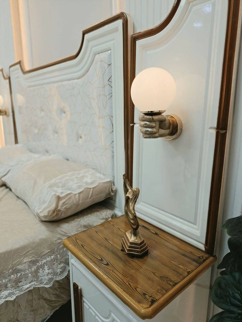 📞 ***********

✨🔥 تخفيضات غرف نوم نجارة عراقية 🔥✨

🛏️ غرف نوم بجودة عالية وتشطيبات راقية وبأسعار مميزة!

🔹 أكثر من 50 موديل مختلف
🔹 نجارة عراقية متقنة
🔹 توصيل إلى بغداد وجميع المحافظات 🚚
🔹 صبغ بأجود الخامات وبأسعار متنوعة

💰 الأسعار تبدأ من 1,000,000 إلى 1,250,000 دينار فقط!

📌 مكونات الغرفة:
✔️ كنتور قياس 320
✔️ ميز مرآة
✔️ ميز بلازما
✔️ زاوية كنتورية قياس 80
✔️ سرير 160×200
✔️ تاج الجرباية
✔️ ناصي الجرباية
✔️ قواعد الجرباية كلها بلوك
✔️ كومدين عدد 2 قياس 50

📸 أرسل صورة الموديل المطلوب على الواتساب لمعرفة السعر والتفاصيل.

📞 للحجز والاستفسار: ***********
🚚 توصيل لباب البيت وبأسرع وقت
