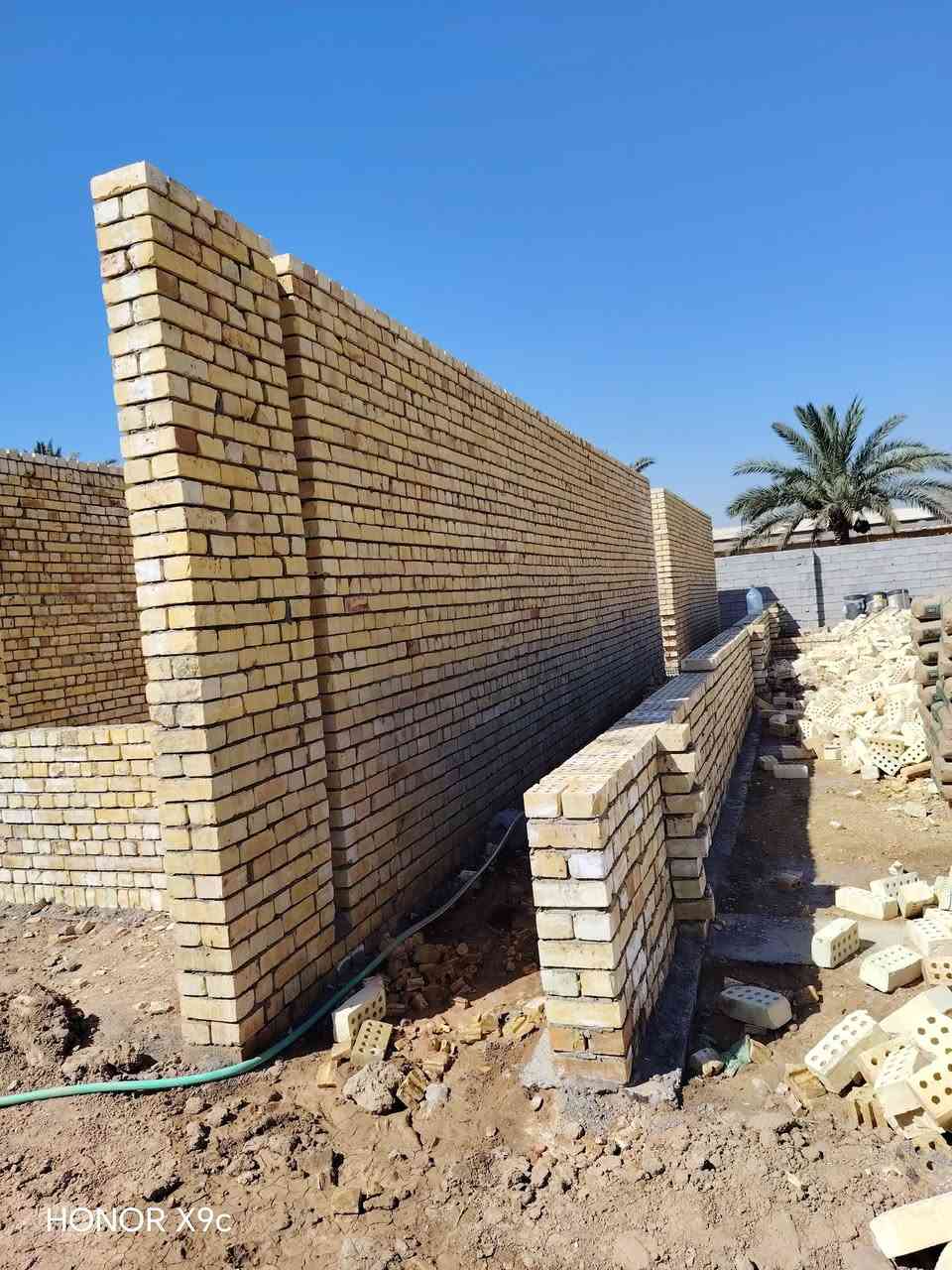 السلام عليكم  خلفة بناء درجي ولة  الدبل 300الف الهاتف ***********
