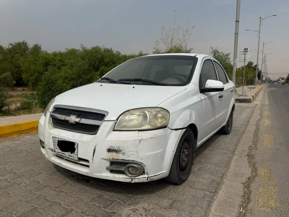 افيو خليجي 2011 (نفس مالكها منذ ٢٠١١)
محرك مفتوح (1500 سيسي) (1.5 لتر)
كير أوتوماتيك

( الممشى تقريباً ١٧٧ الف كيلومتر)

السيارة بيها ضربات متفرقة وحوادث ومبدل باب خلفي وكالة

 (بعض الحوادث القوية فقط موضحه بالصور بالاحمر)
و"چيك انجن" وتبخير بسيط في المحرك

سيارة يراد الها شغل وادامة وتنباع "على حطتها" للي يحب يرتبها على إيده أو لأهل المصلحة والشغل.

وبرأي احد الفيترية "صافية نسبياً كمحرك"

السعر المعروض:
45 ورقة و  ((( بيها مجال )))

مكان السيارة: واسط / الكوت

للاستفسار
رقم الهاتف: 

***********
وبيه واتساب 

او

***********
