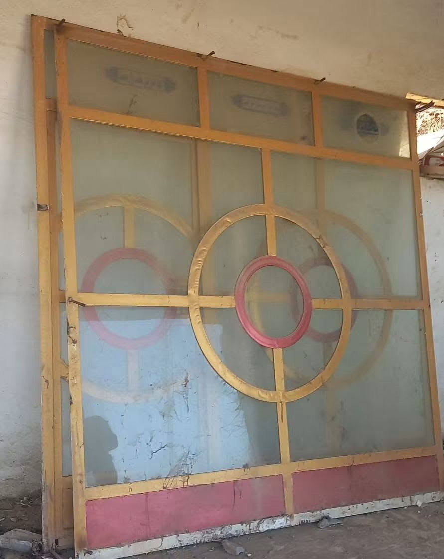 من رخصة صاحب الگروب 
سلام عليكم
جام خانه عدد 2 ارتفاع 250 وعرض 250 

باب دفتري عدد 2 ارتفاع 250 وعرض 250 

اتصل على رقم وتدلل  ***********
