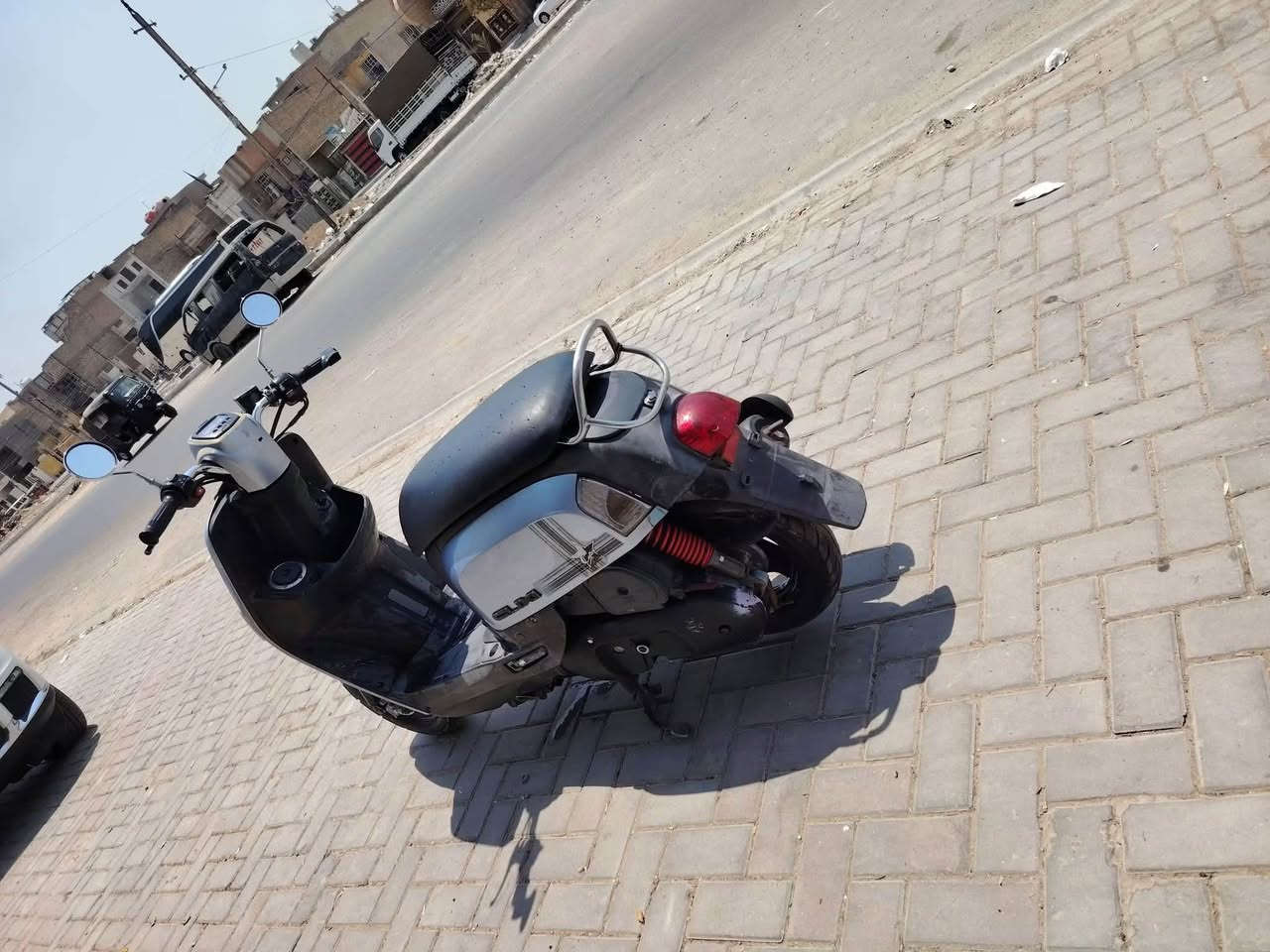 دراجة ماكس بوليس نوزل جديدة تخبل اي نقص مابية فول سعره250 الف شراي يخابر خادم    مو سعرهة بس مستعجل ع بيعهة***********

