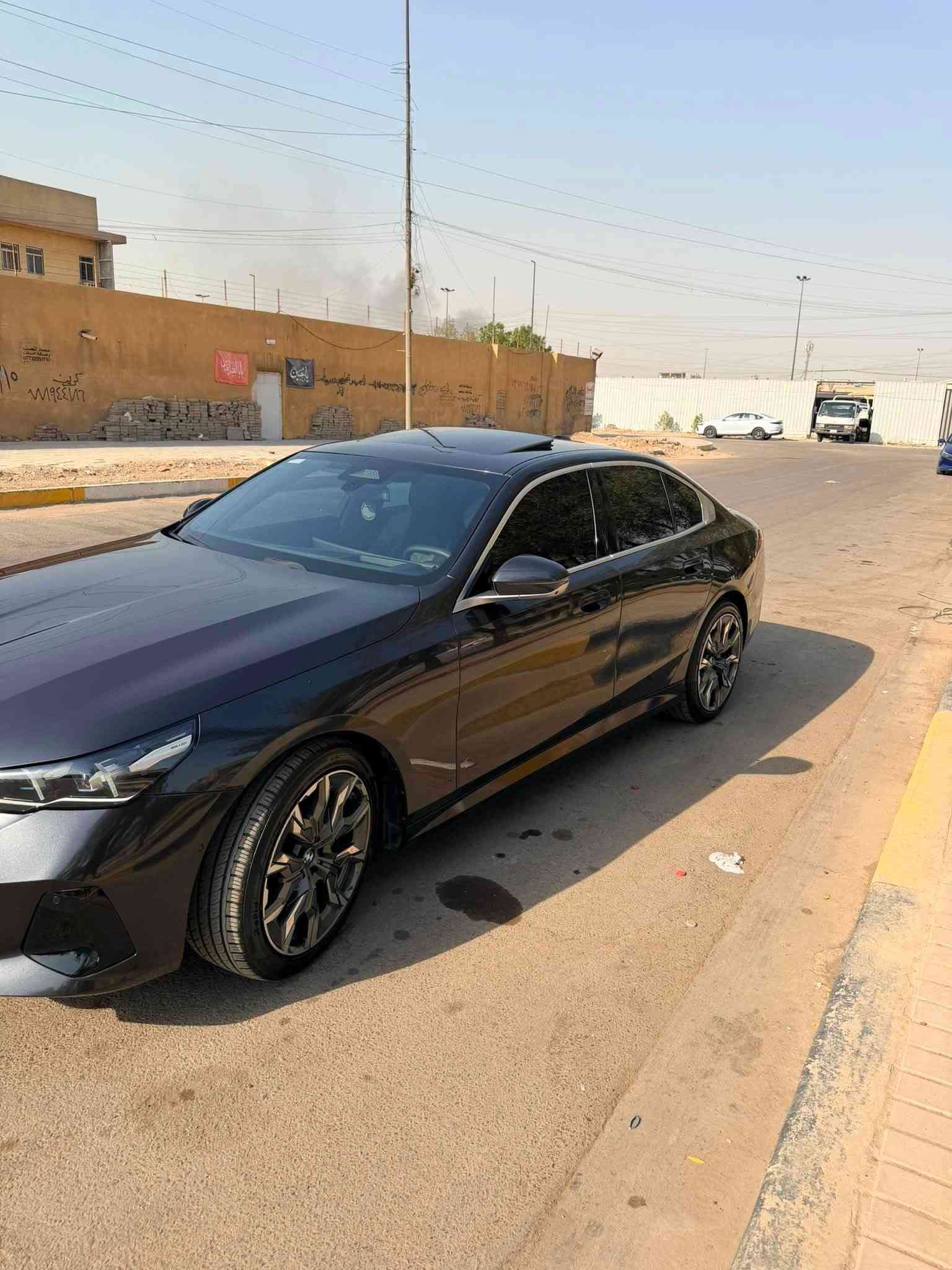 BMW530 2024
ماشية 55الف 
ايماءات
خمس كاميرات 
داتا شو 
كاميرا AR 
اوتو بارك 
مساعد قيادة 
كراسي تدفئة +ستيرن 
لغة عربية
تظليل مرور 

السعر 41000$ 

للاتصال:***********
