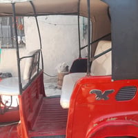 تكتك للبيع بياجوموديل  ٢١ محرك ٢٤ تكتك  نضيفه بس ما عرف شنو عطله شغلت ...